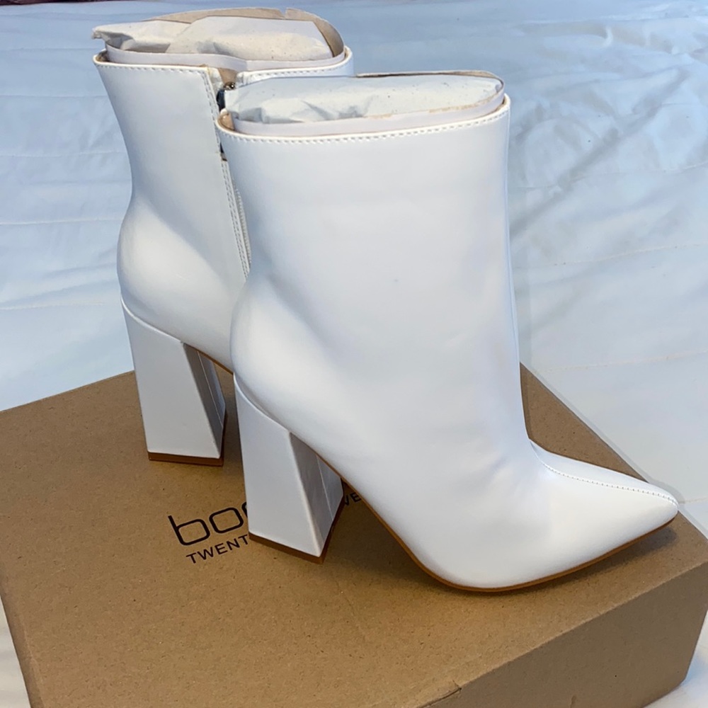 Boohoo flared heel sock boots size 6